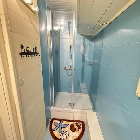 Large Barge, Unique And Atypical, Parking Botel *